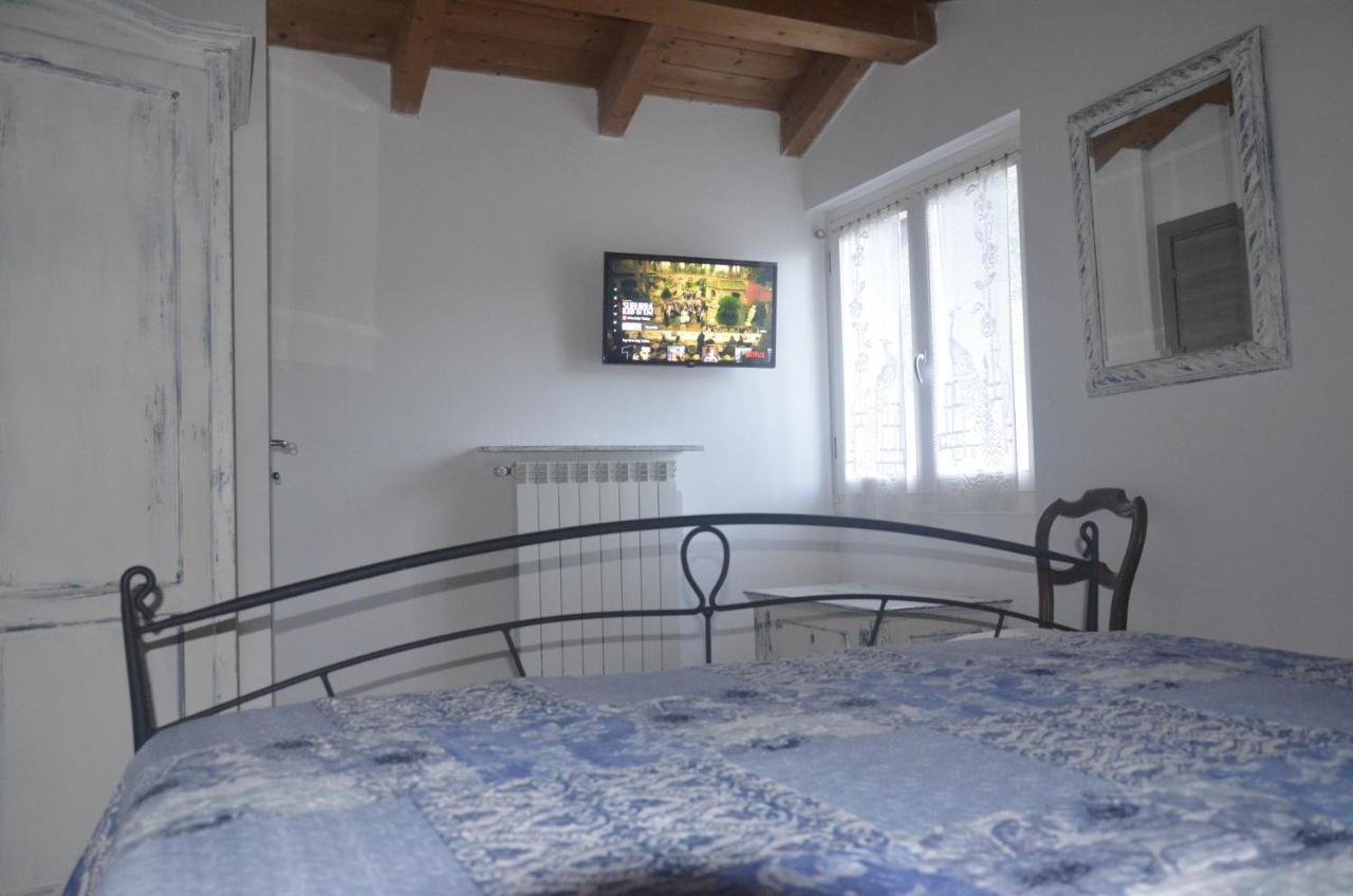 Anma Cottages The Secret Garden Pianello Del Lario エクステリア 写真