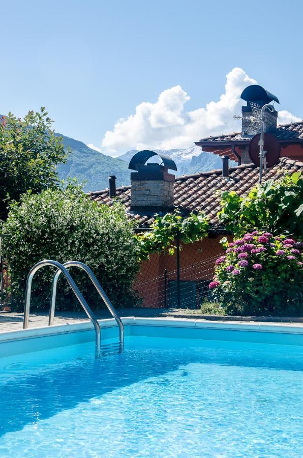 Anma Cottages The Secret Garden Pianello Del Lario エクステリア 写真